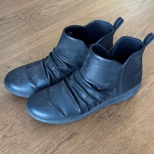 Clarks CloudSteppers Sillian Ankle Booties, Black